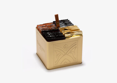 "INFINIMENT" gift set - golden holder of 32 assorted tea bags