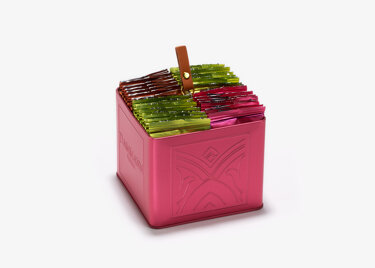 COFFRET PASSIONNEMENT - CUBE ROSE METAL 32 sachets